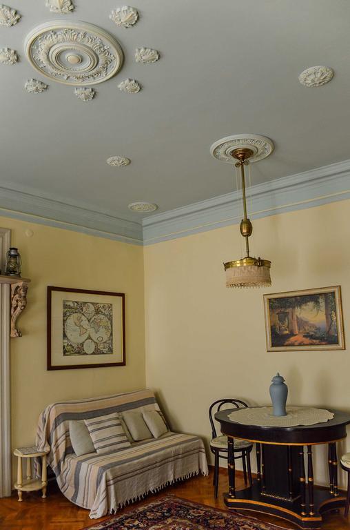Vintazhnaya Apartment Odessa Exterior photo